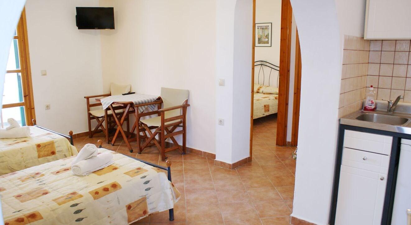 Ioanna Apartments Agios Prokopios  Exterior photo